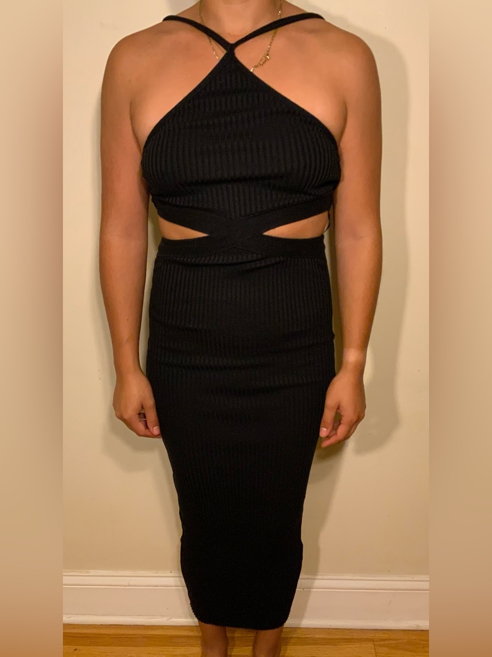 Zara women’s cutout maxi bodycon dress